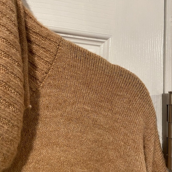 Banana Republic Size S Ribbed Front Cowl Turtle Neck Camel Tan   Sleeve Sweater - Picture 5 of 10